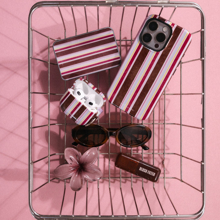 Berry Latte AirPods Case — InstaCase Portugal